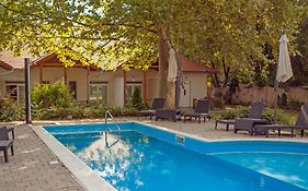 Platan Garden & Rooms Zamardi - Volt Hotel Platan